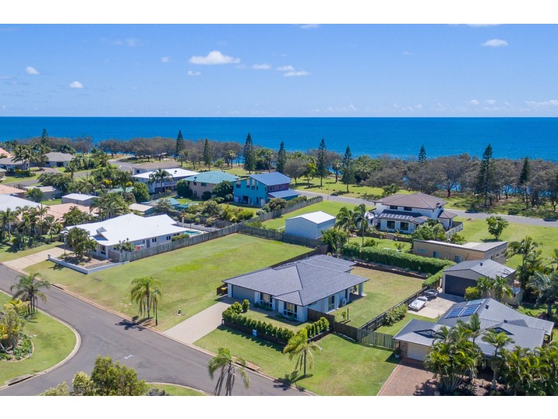 26 Mokera Street, Coral Cove QLD 4670
