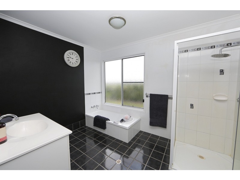 226 Lindemans Road, Moore Park Beach QLD 4670