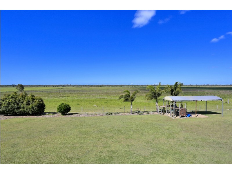 226 Lindemans Road, Moore Park Beach QLD 4670