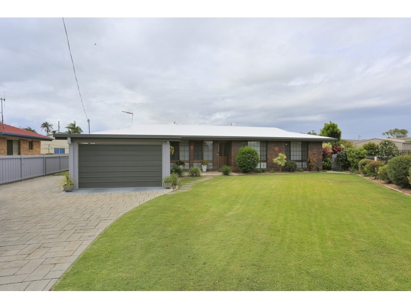 6 Cooper Court, Avenell Heights QLD 4670