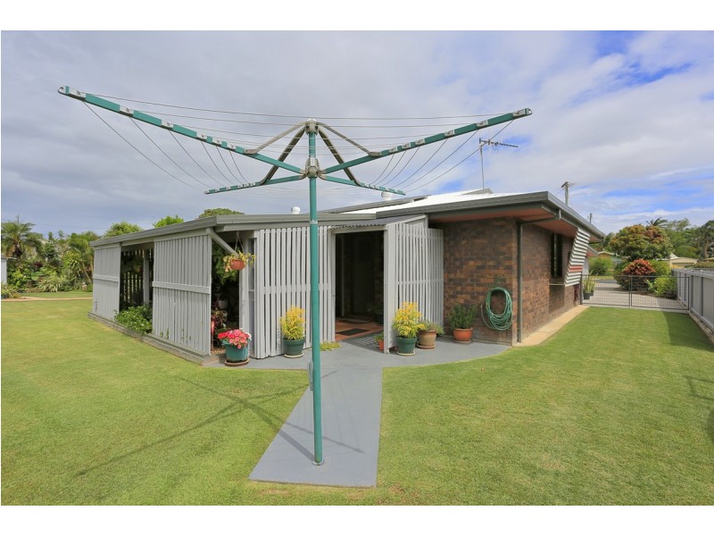 6 Cooper Court, Avenell Heights QLD 4670