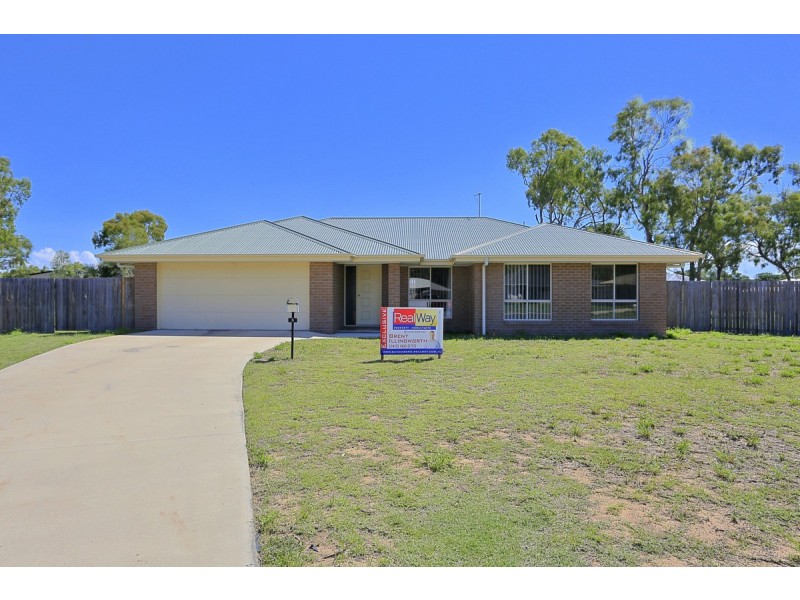 5 Earl Court, Moore Park Beach QLD 4670