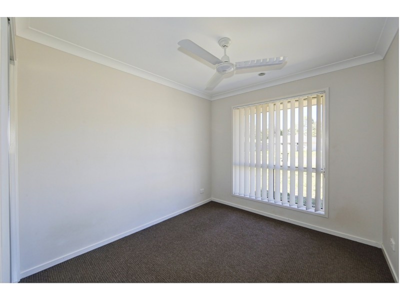 5 Earl Court, Moore Park Beach QLD 4670