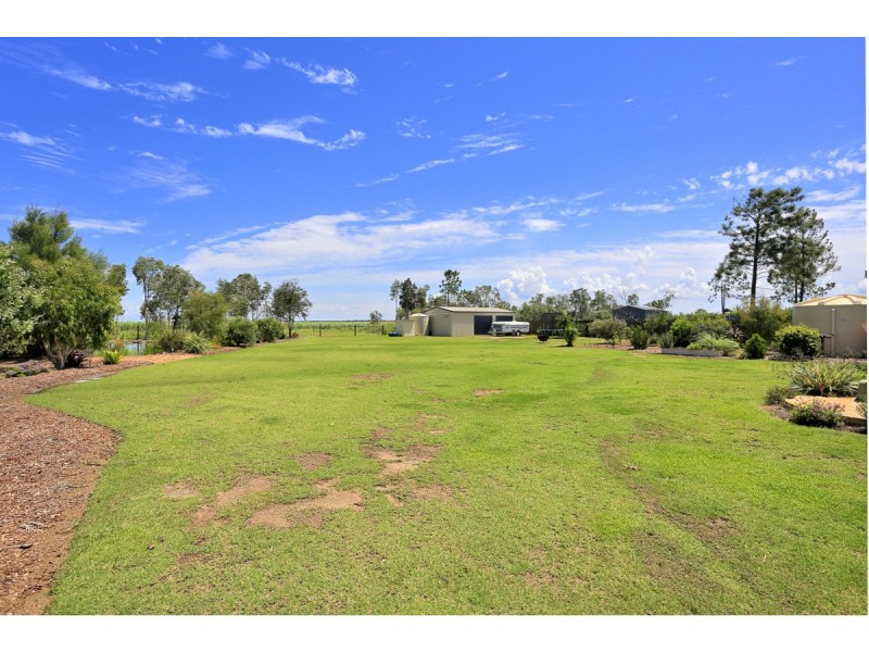 4 Southwood Court, Branyan QLD 4670