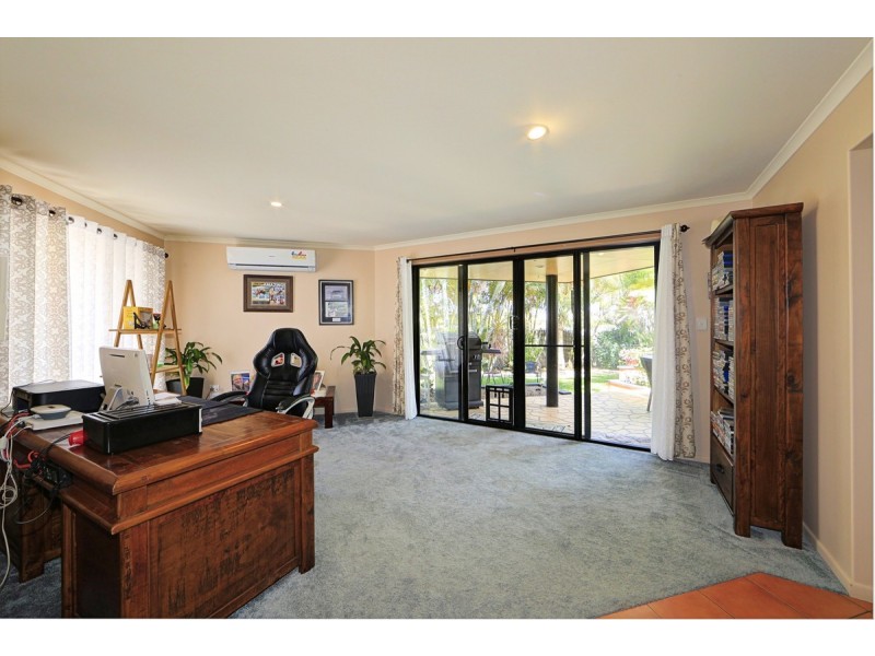 15 Brighton Close, Bundaberg North QLD 4670