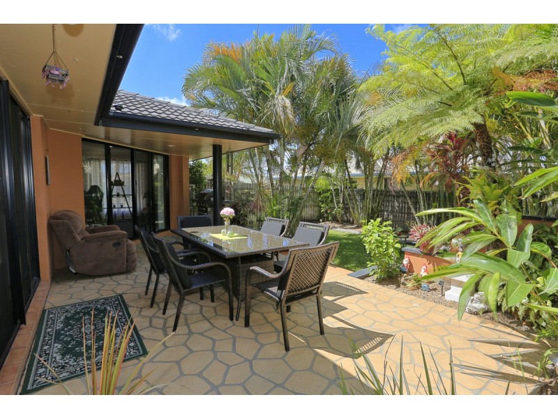 15 Brighton Close, Bundaberg North QLD 4670