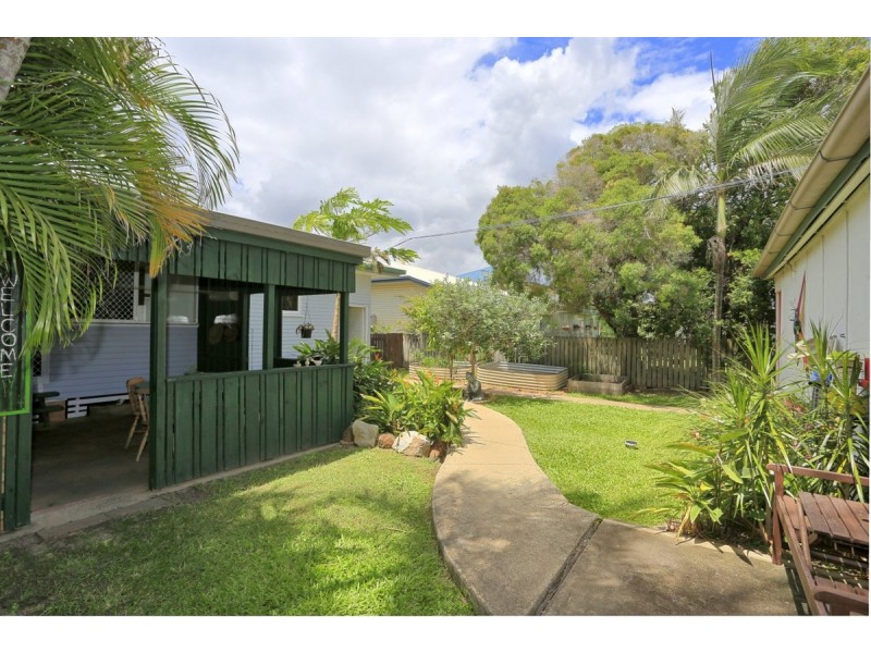 14 Sims Road, Walkervale QLD 4670