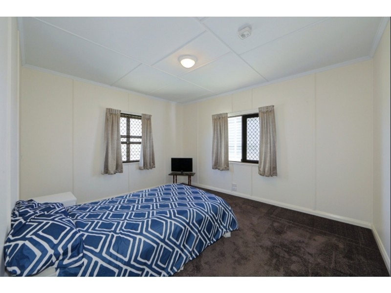 60 Victoria Street, Bundaberg East QLD 4670