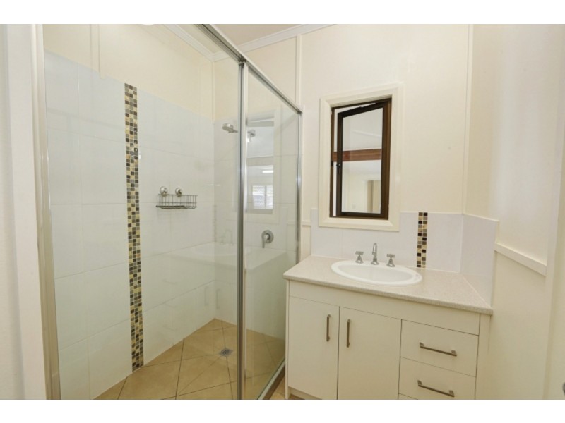 60 Victoria Street, Bundaberg East QLD 4670