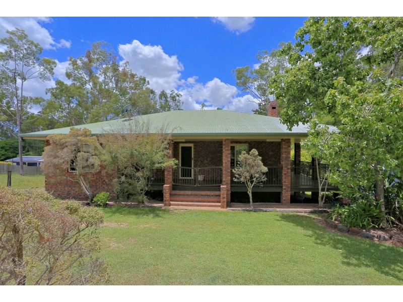 105 Woods Road, Sharon QLD 4670