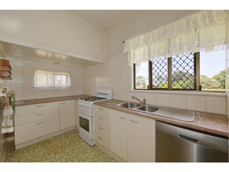 24 Bonna Road, Branyan QLD 4670