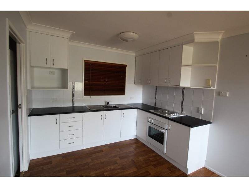 1/13 Cox Crescent, Millbank QLD 4670