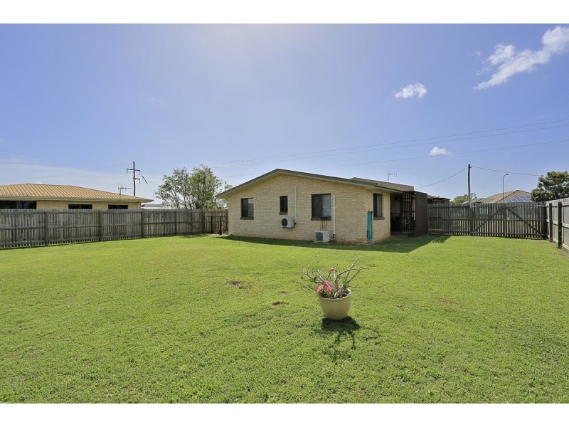 2/49 Greathead Road, Kepnock QLD 4670