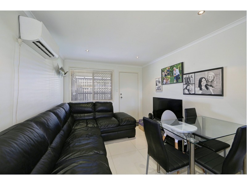 2/49 Greathead Road, Kepnock QLD 4670