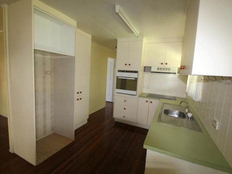 20 Mellor Street, Avenell Heights QLD 4670