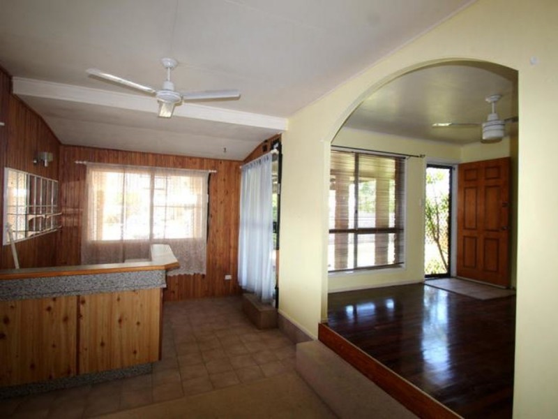 20 Mellor Street, Avenell Heights QLD 4670