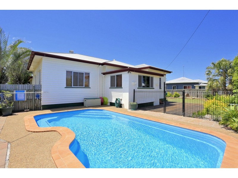 1 Bertram Street, Walkervale QLD 4670