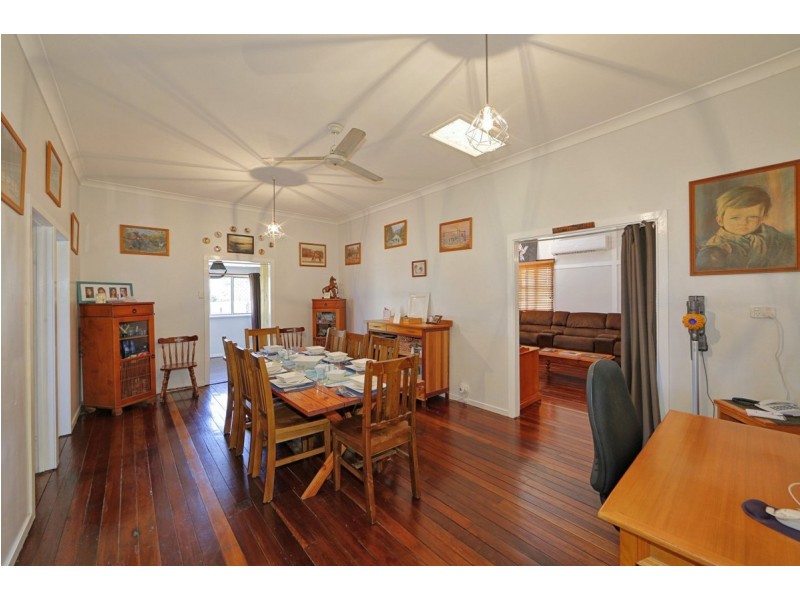 1 Bertram Street, Walkervale QLD 4670