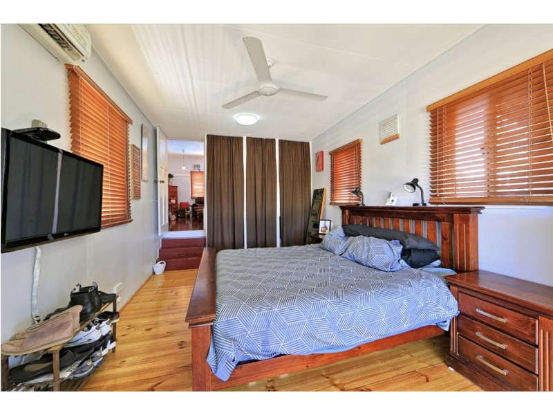 1 Bertram Street, Walkervale QLD 4670
