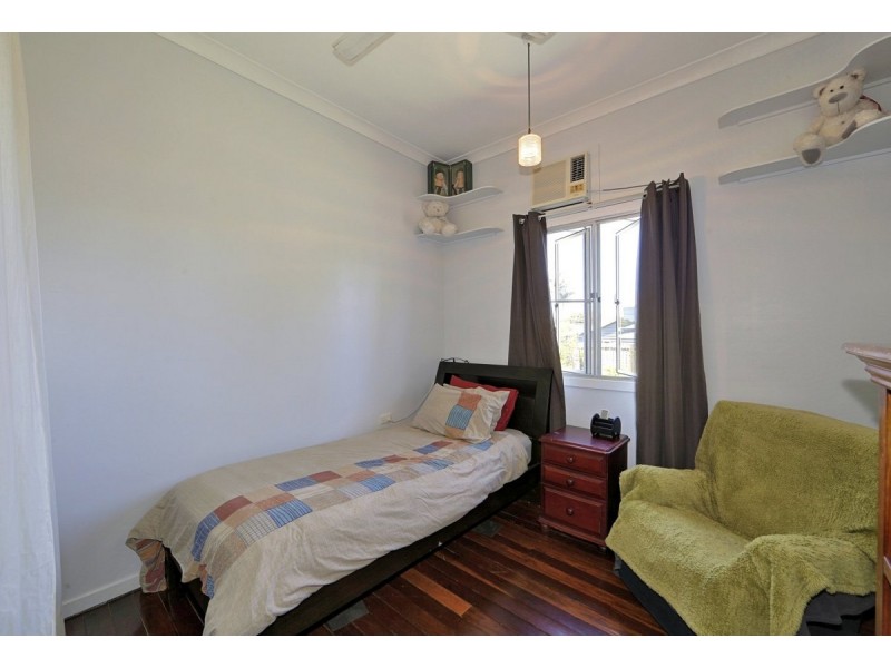 1 Bertram Street, Walkervale QLD 4670