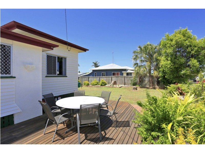1 Bertram Street, Walkervale QLD 4670
