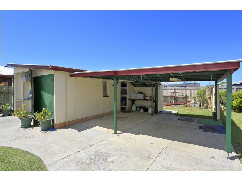 1 Bertram Street, Walkervale QLD 4670