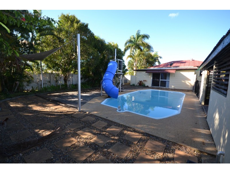 69 Water Street, Walkervale QLD 4670
