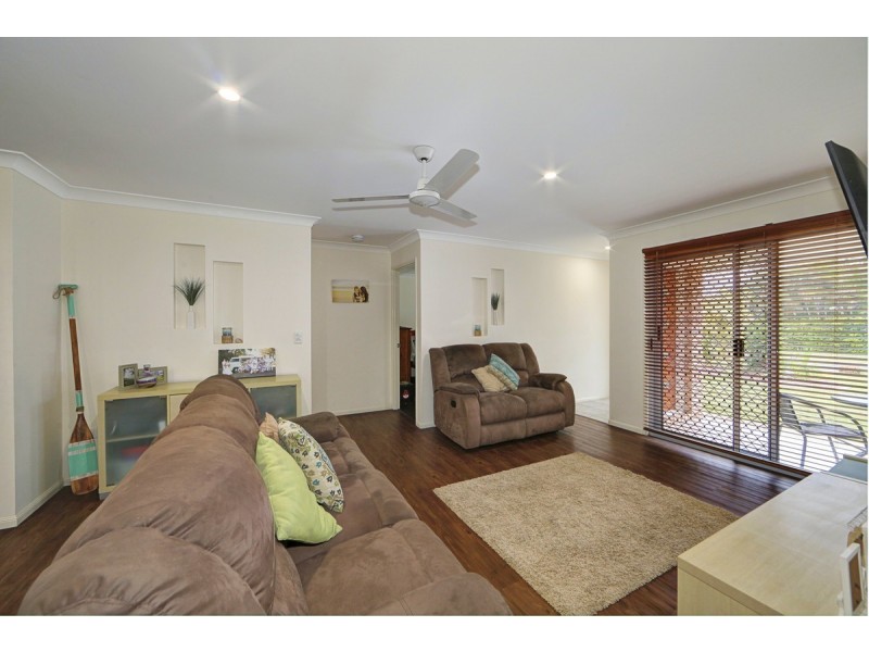 9 Sandpiper Grove, Moore Park Beach QLD 4670