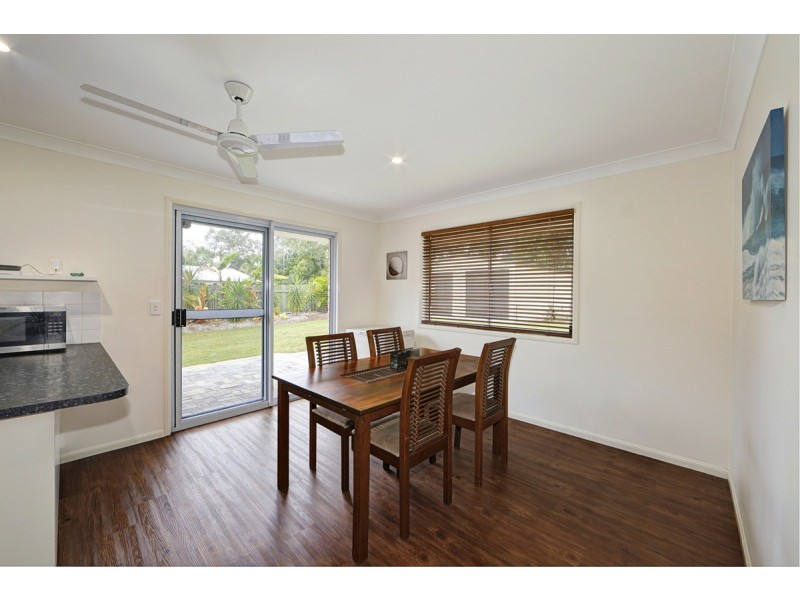 9 Sandpiper Grove, Moore Park Beach QLD 4670