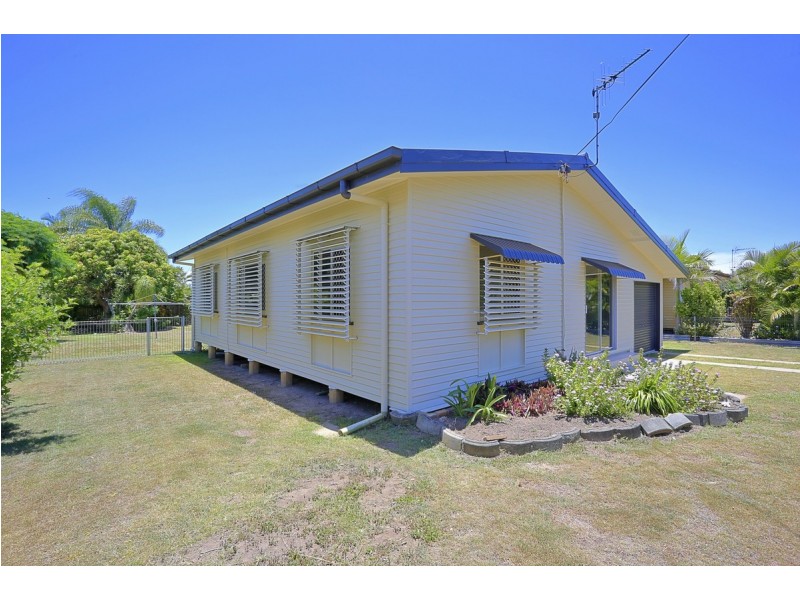 17 Lloyd Street, Walkervale QLD 4670