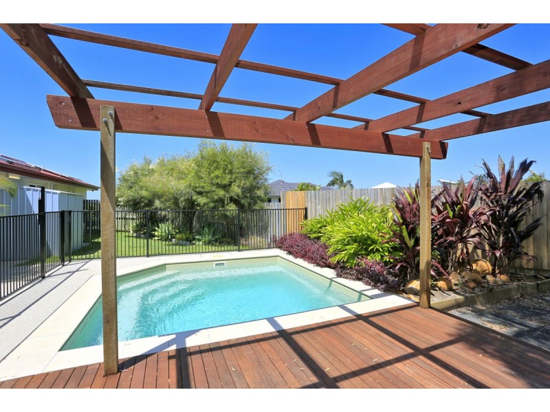 14 Settlement Court, Bargara QLD 4670
