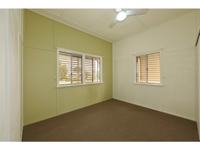 26 McCracken Street, Walkervale QLD 4670