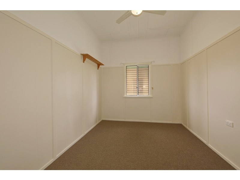 26 McCracken Street, Walkervale QLD 4670