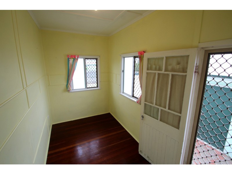 12 Spence Street, Svensson Heights QLD 4670