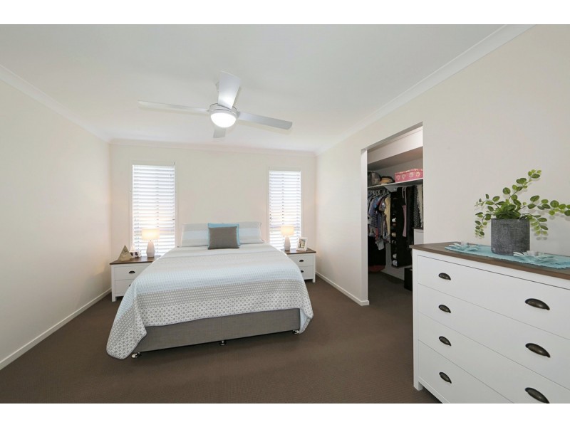 25 Sea Esplanade, Elliott Heads QLD 4670