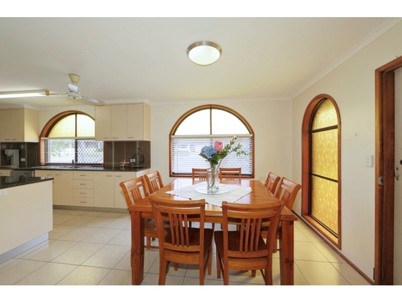 9 Pizzey Street, Kepnock QLD 4670