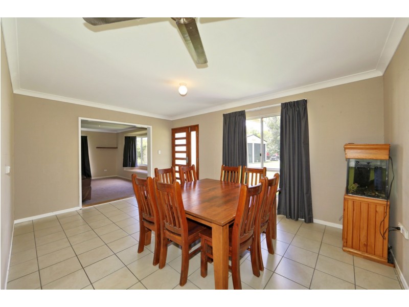 20 Bush Road, Branyan QLD 4670