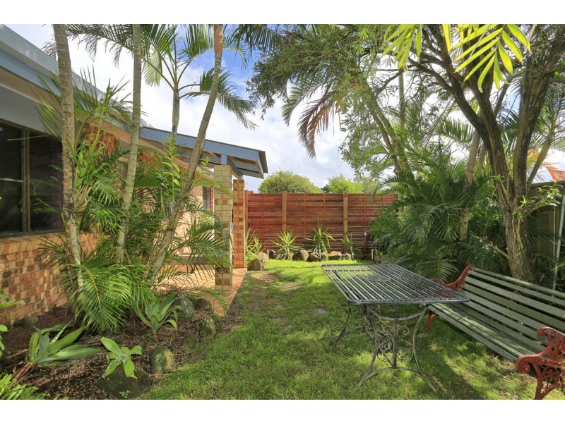 36 Pecton Place, Avenell Heights QLD 4670