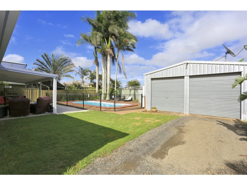 36 Pecton Place, Avenell Heights QLD 4670