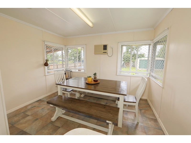 12 Lloyd Street, Walkervale QLD 4670