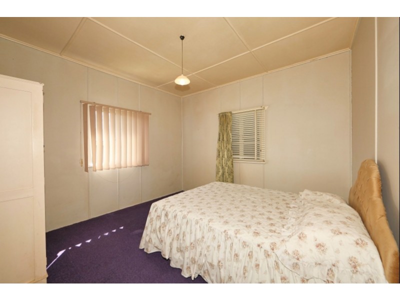 379 Bourbong Street, Millbank QLD 4670