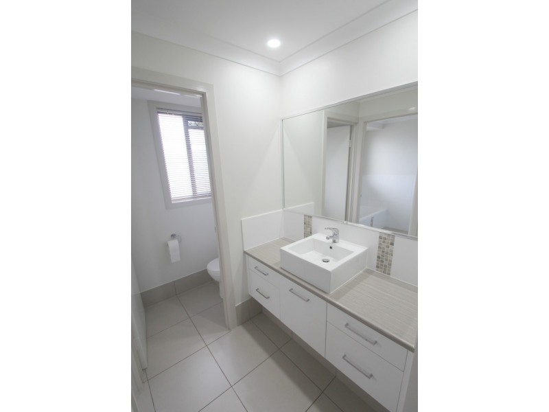 65 Skyring Street, Bundaberg East QLD 4670