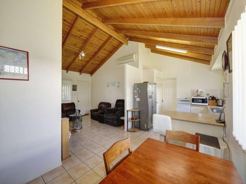 21/20 Vasey Street, Avenell Heights QLD 4670