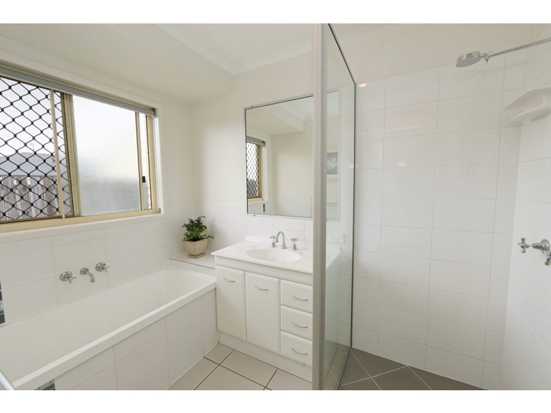 3 Cecily Place, Innes Park QLD 4670