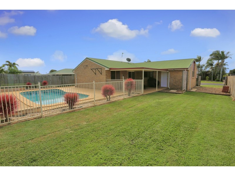 15 Pettigrew Drive, Kalkie QLD 4670