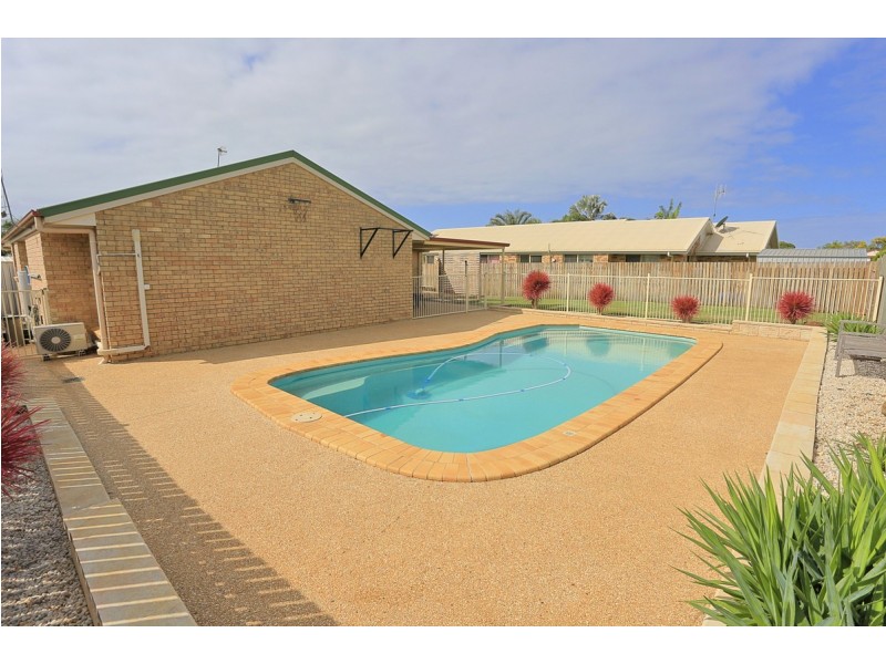 15 Pettigrew Drive, Kalkie QLD 4670