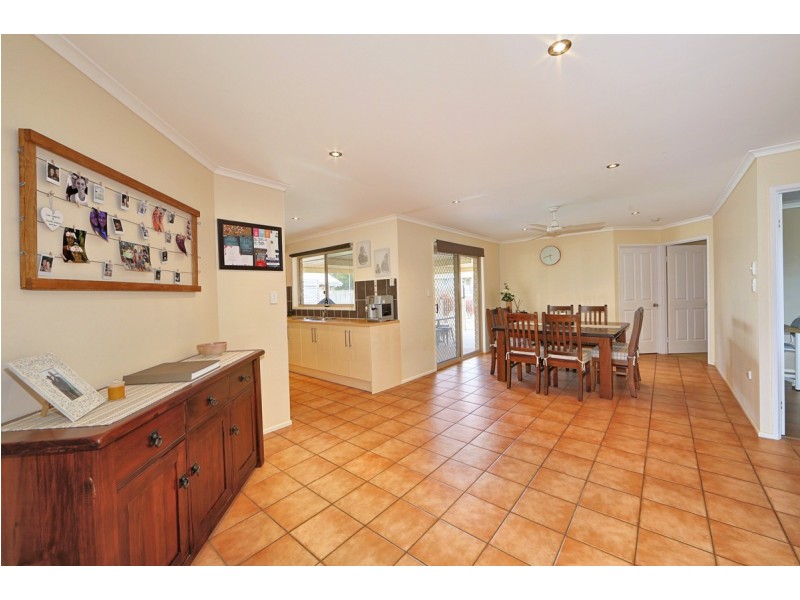 15 Pettigrew Drive, Kalkie QLD 4670