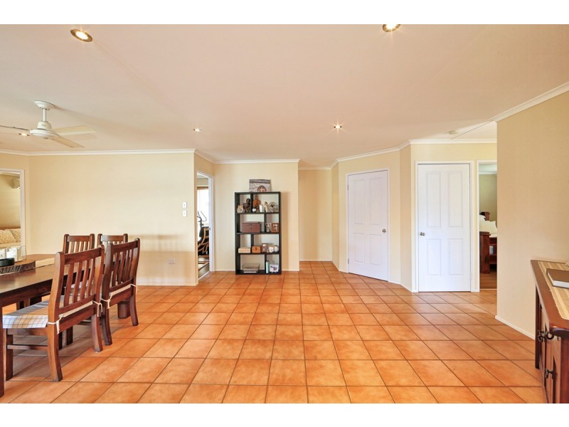 15 Pettigrew Drive, Kalkie QLD 4670