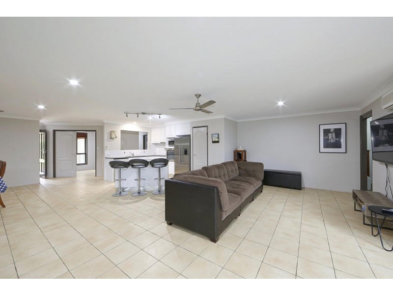 11 Reynella Drive, Avoca QLD 4670