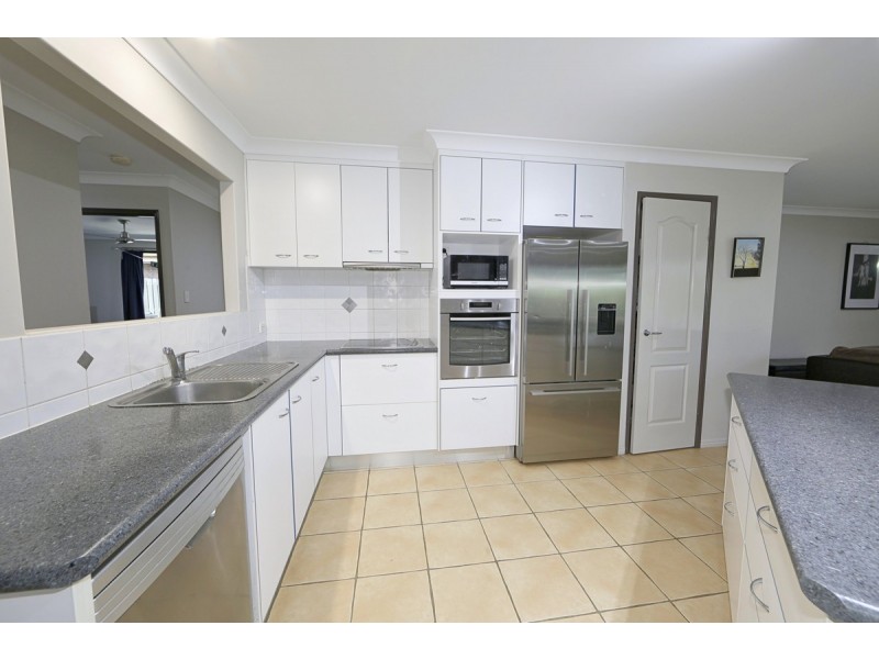 11 Reynella Drive, Avoca QLD 4670